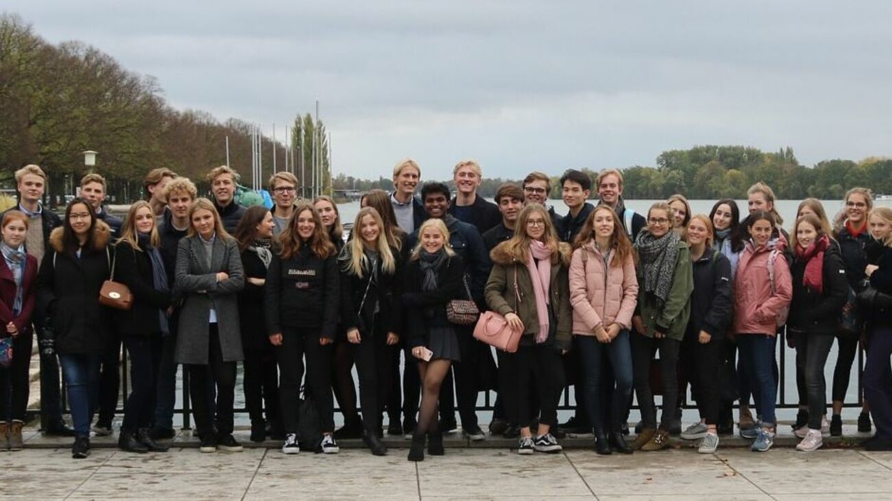 Foto: Besuch aus Dänemark: gemeinsamer Ausflug der Austauschpartner an den Machsee nach Hannover.