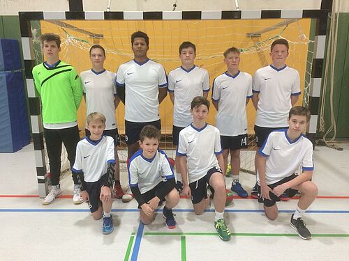 Handball-Schulmannschaft 2019 Foto: Handball-Mannschaft des Gymnasiums Großburgwedel