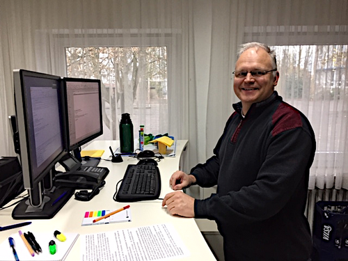 Wie Schach und Tetris: Martin Conrad bei der Erstellung des Stundenplans