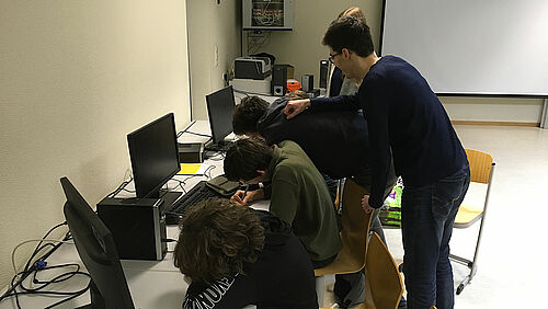 Bis in die Morgenstunden wurde gemeinsam geknobelt