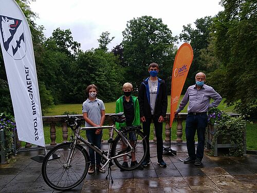 Stadtradeln 2020 Ehrung im Rathaus - das Team Gymnasium Großburgwedel ist insgesamt am erfolgreichsten in der Stadt