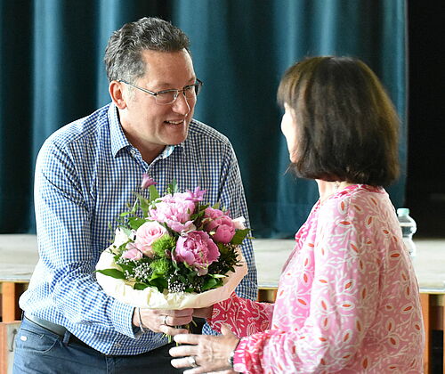 Foto: Blumen zum Abschied