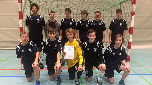 Foto: Für das Bezirksfinale am 07. Februar 1018 in Marklohe qualifiziert - die Handball-Jungs des Gymnasiums Großburgwedel