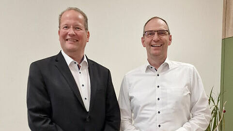 Bild des alten und des neuen Vorsitzenden